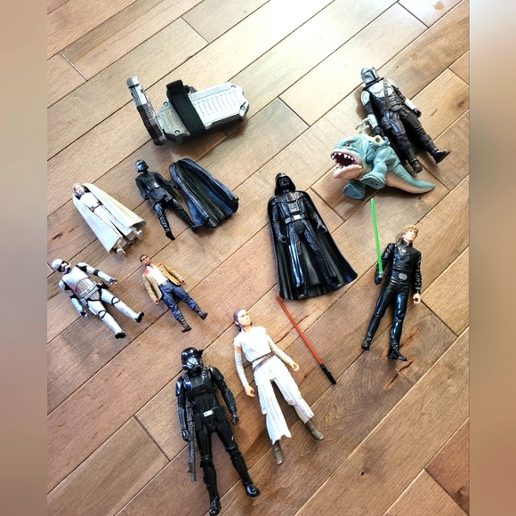 Star wars figurine with manet - Picture 1 of 2